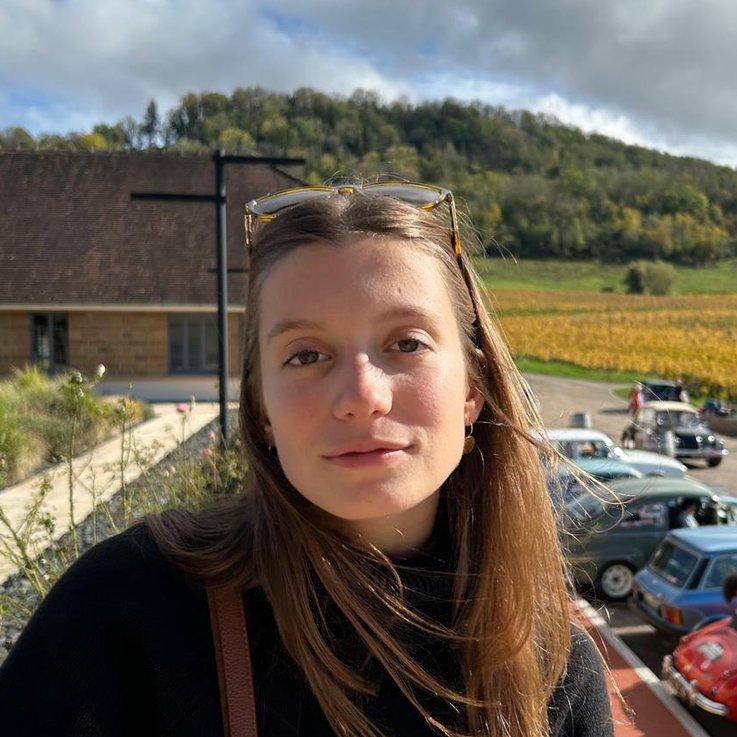 Emilie F.