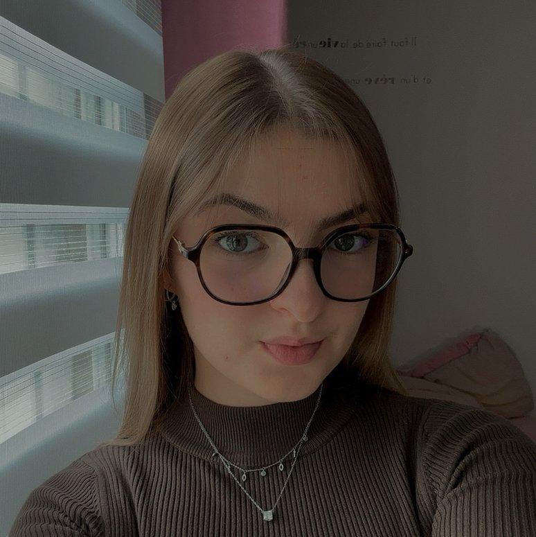 Lucie M.