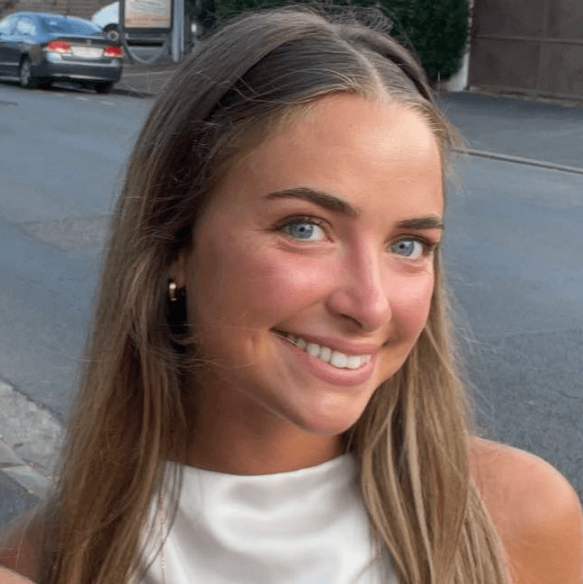 Coline E.